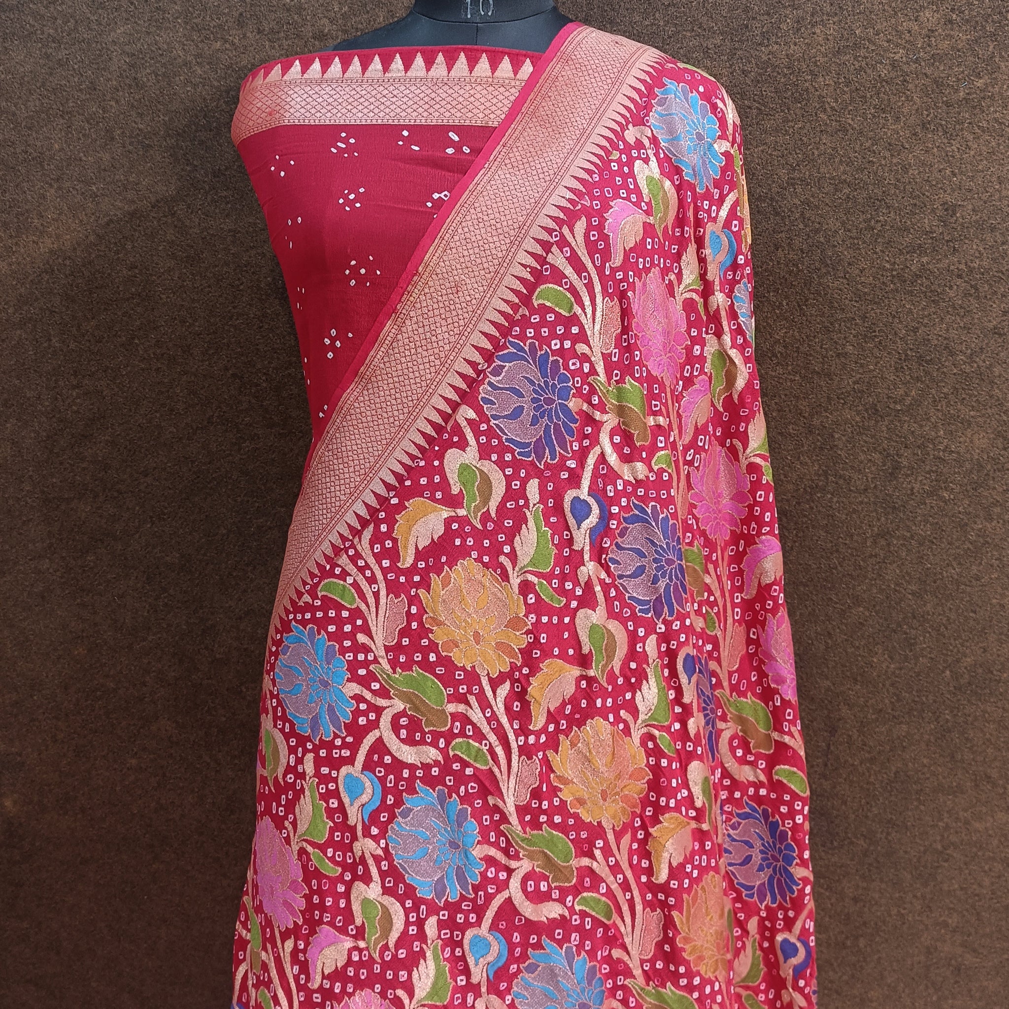 Banarasi Pure Khaddi Georgette Meenakari with Bandhini
