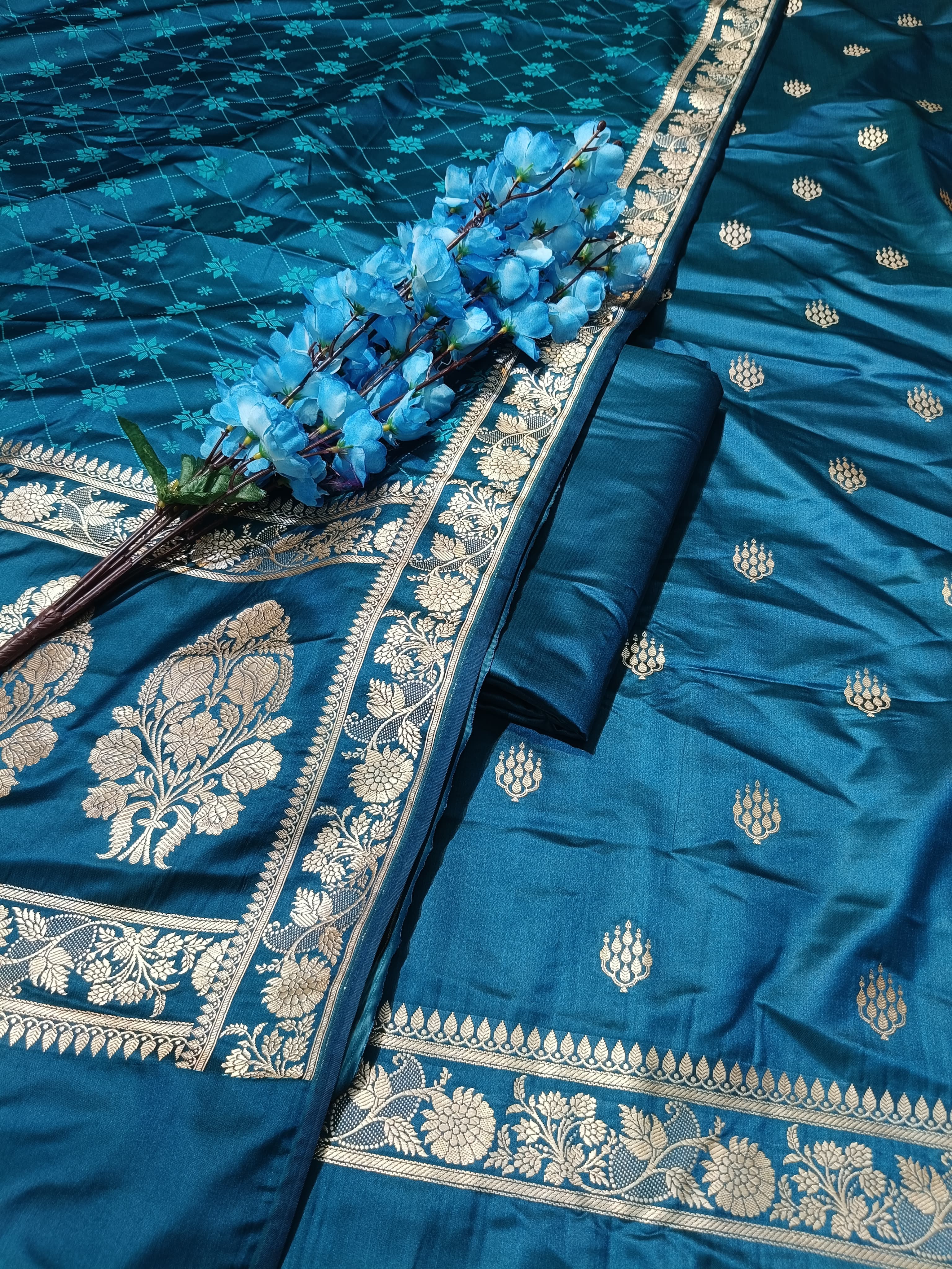 Banarasi Mashru Silk Safaya Green