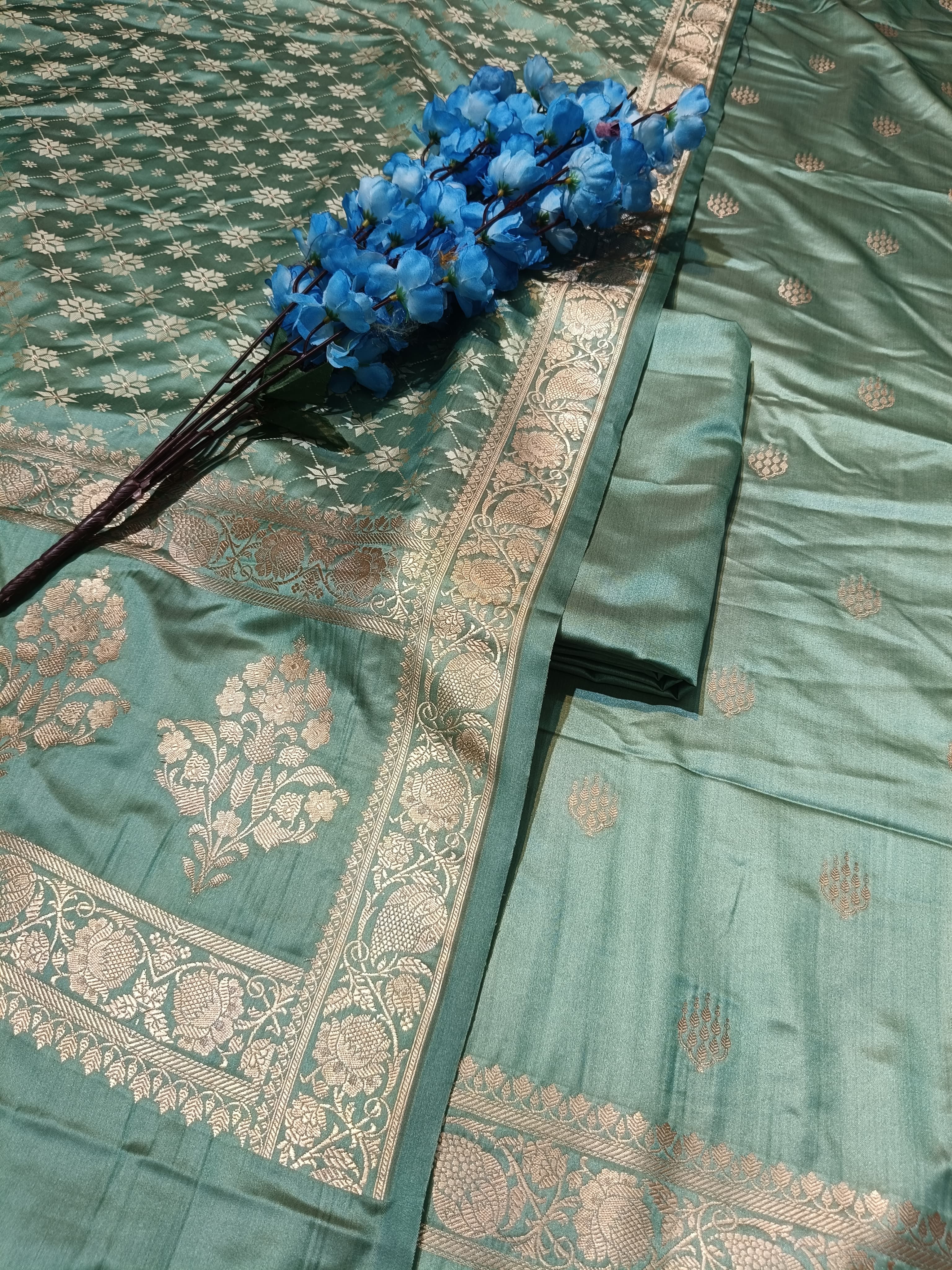Banarasi Mashru Silk C green Suit