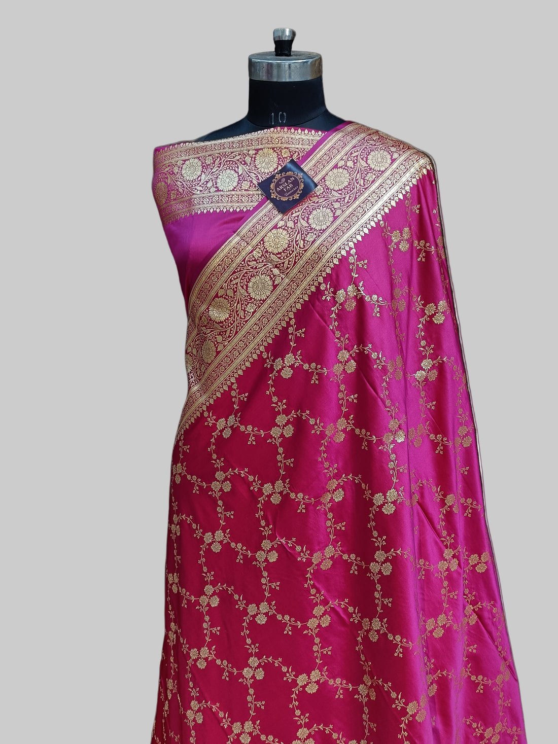 Rani Banarasi  Satan Silk Saree
