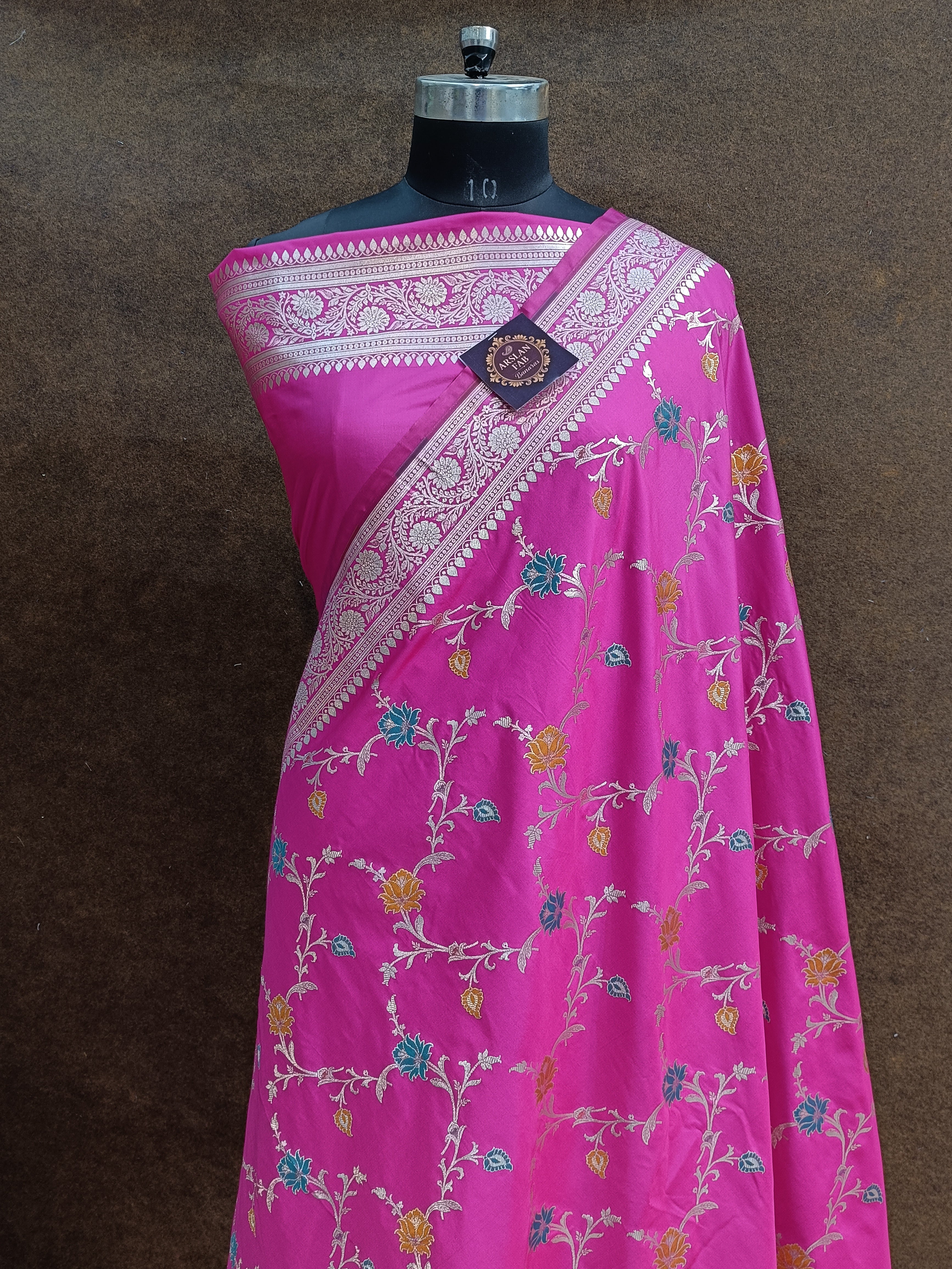 Rani Banarasi Pawri Silk Meena Saree