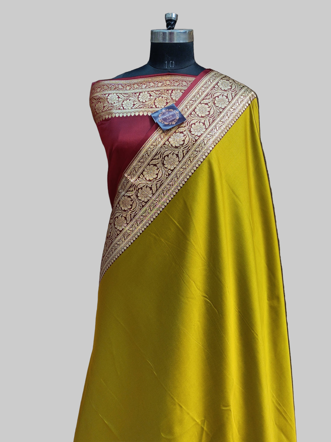 Banarasi Satan Silk Pallu Border Saree