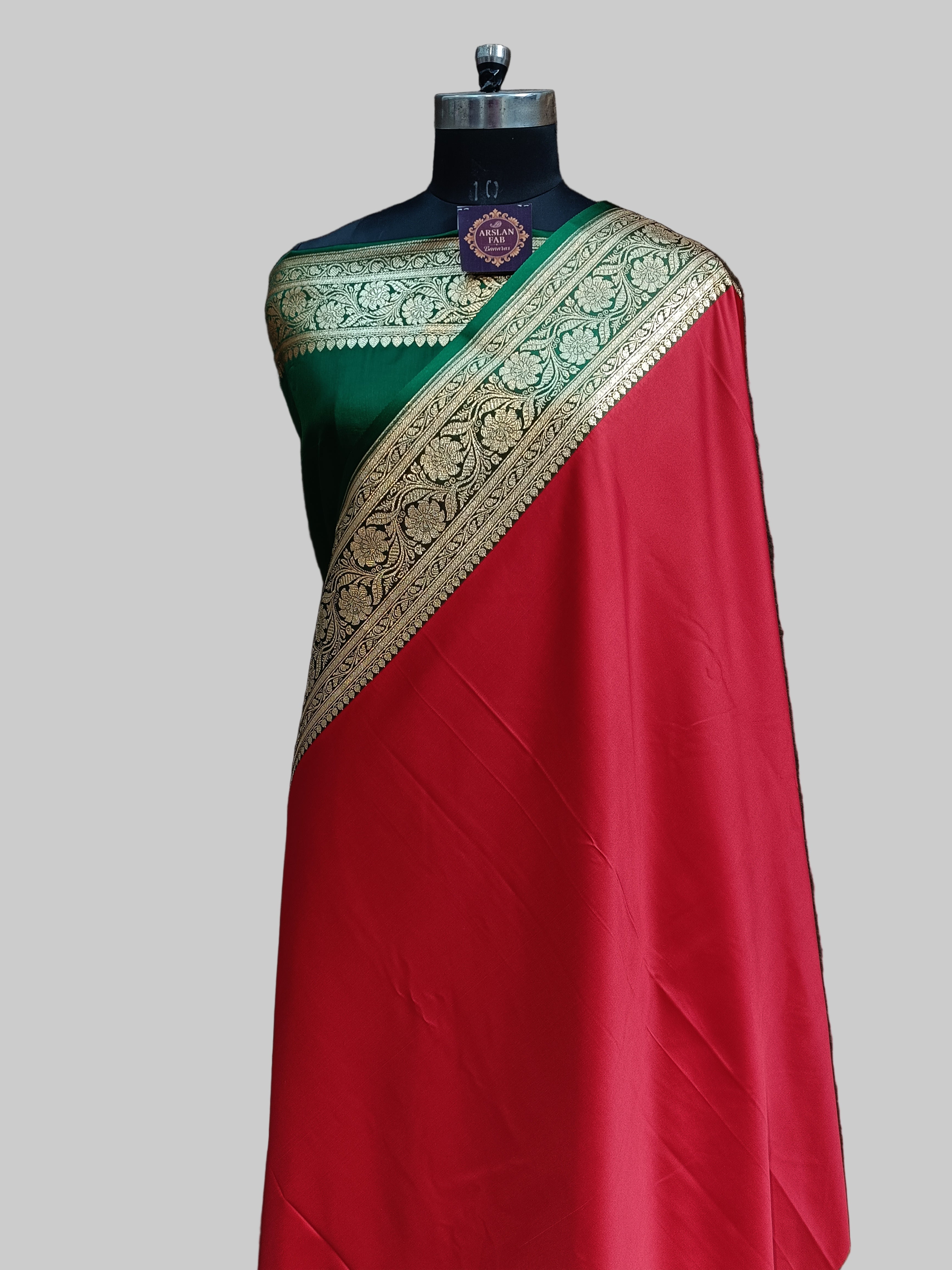 Banarasi  Satan Silk Pallu Border  Saree