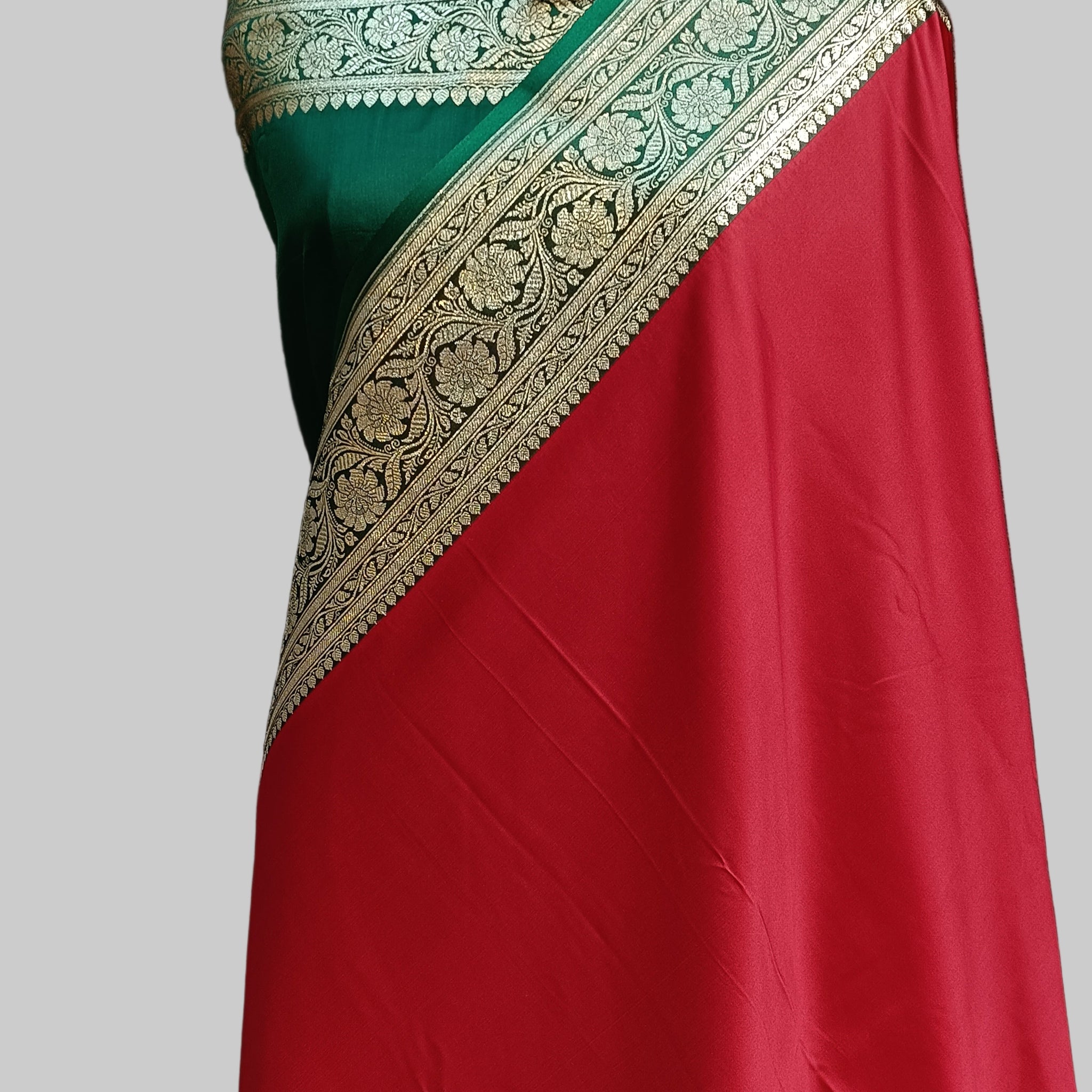 Banarasi  Satan Silk Pallu Border  Saree