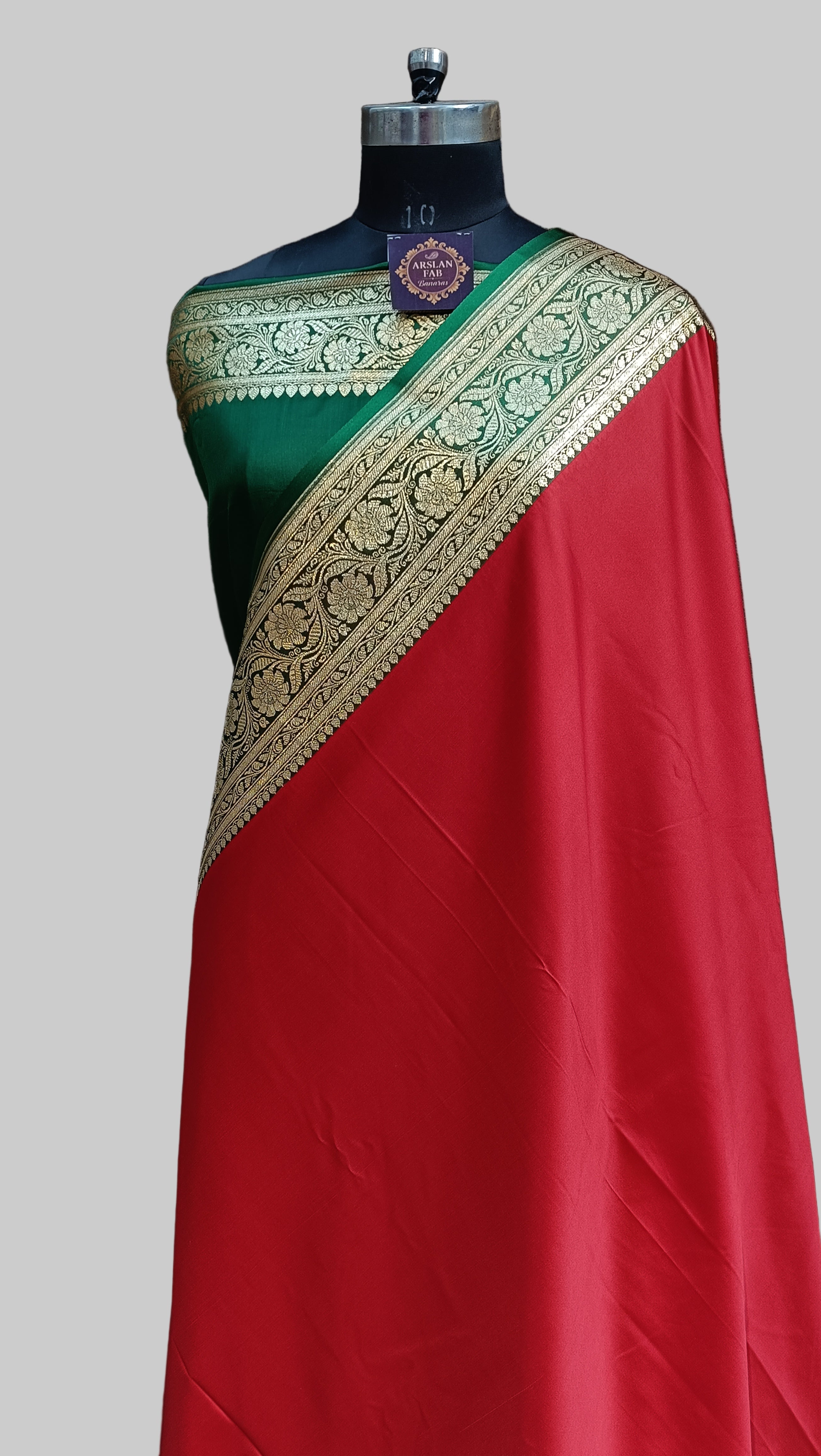 Banarasi  Satan Silk Pallu Border  Saree