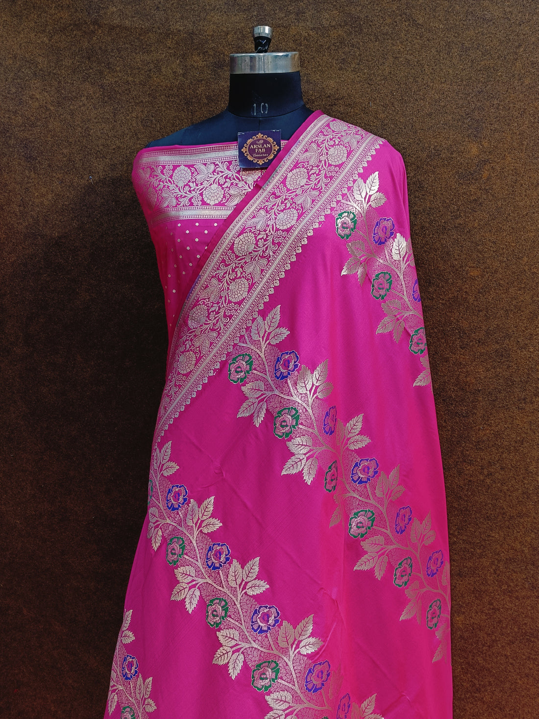 Rani Banarasi Pawri Silk Meena Saree