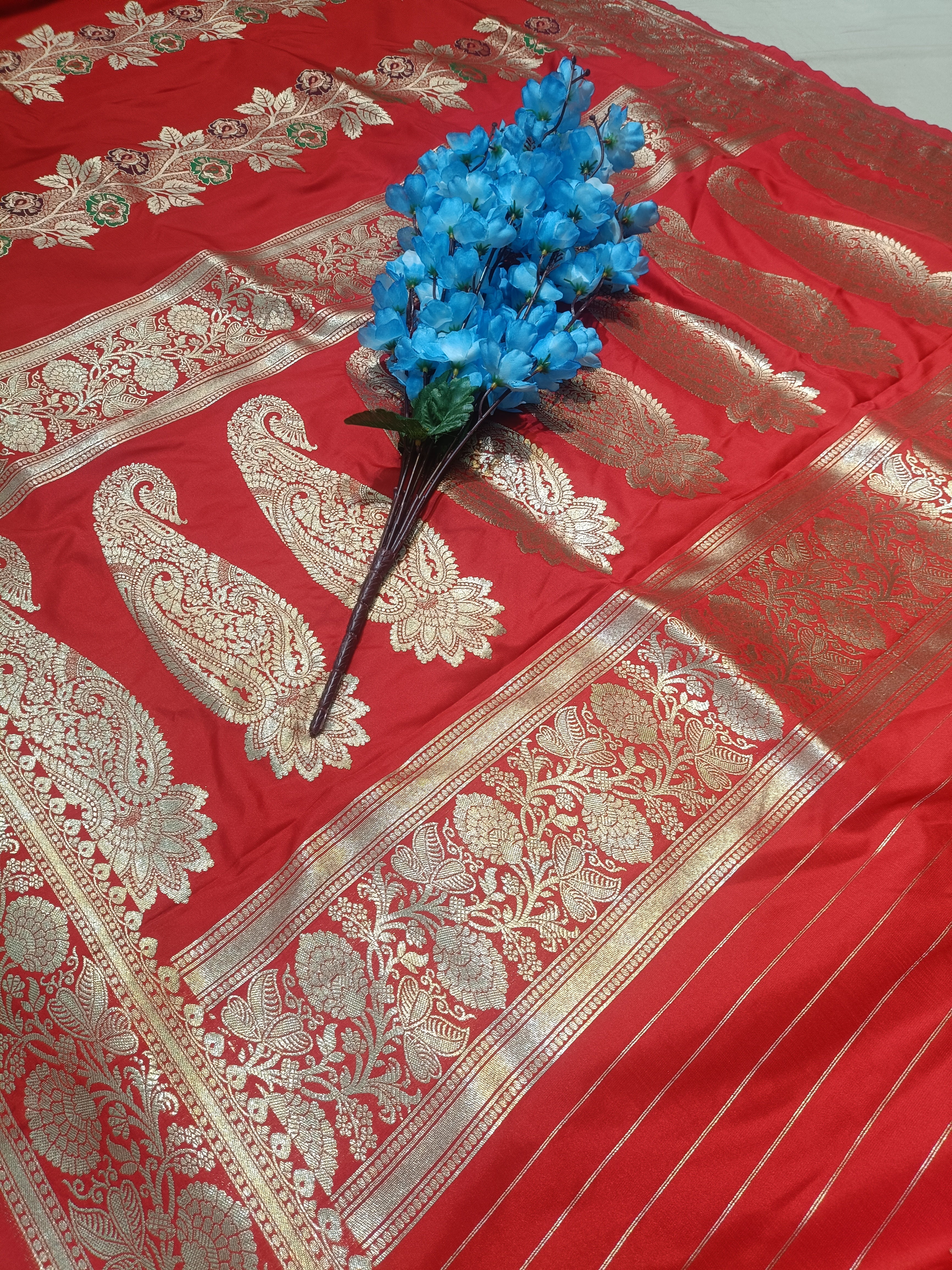 Rad Banarasi  Pawri Silk Meena Saree