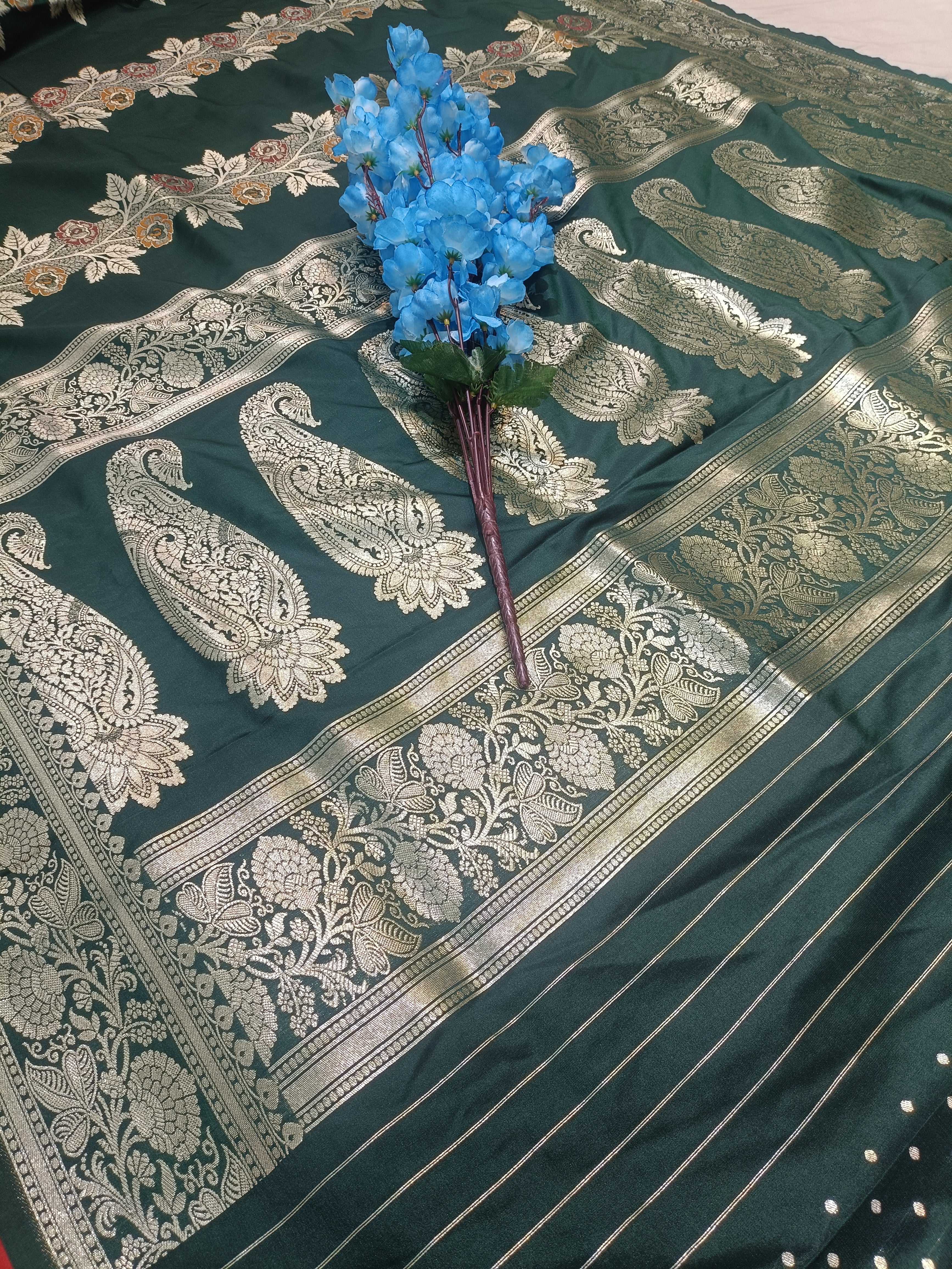 Bottel Green Banarasi Pawri Meena Saree