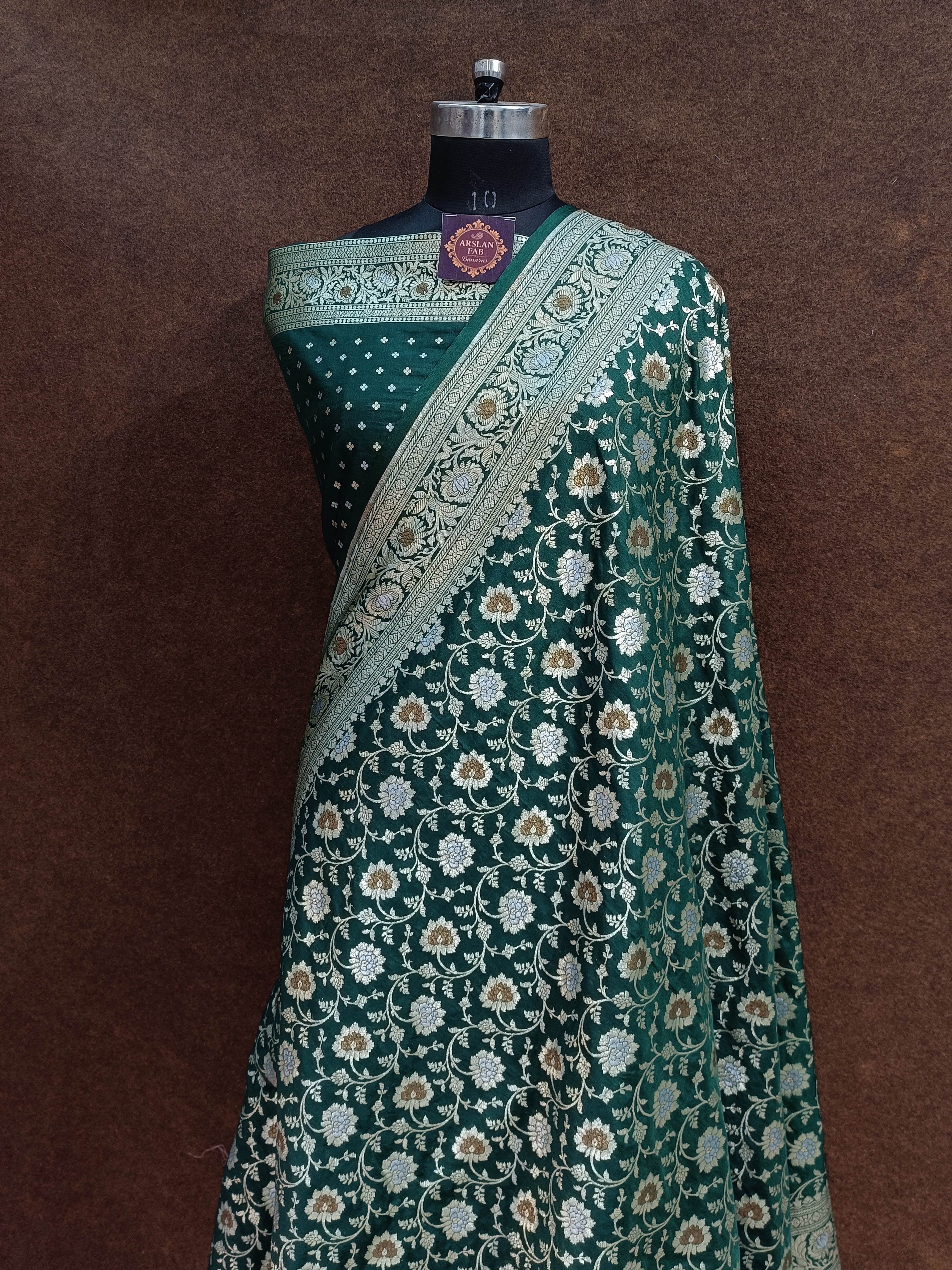 Bottal Green Banarasi Pawri Silk Meenakari Saree