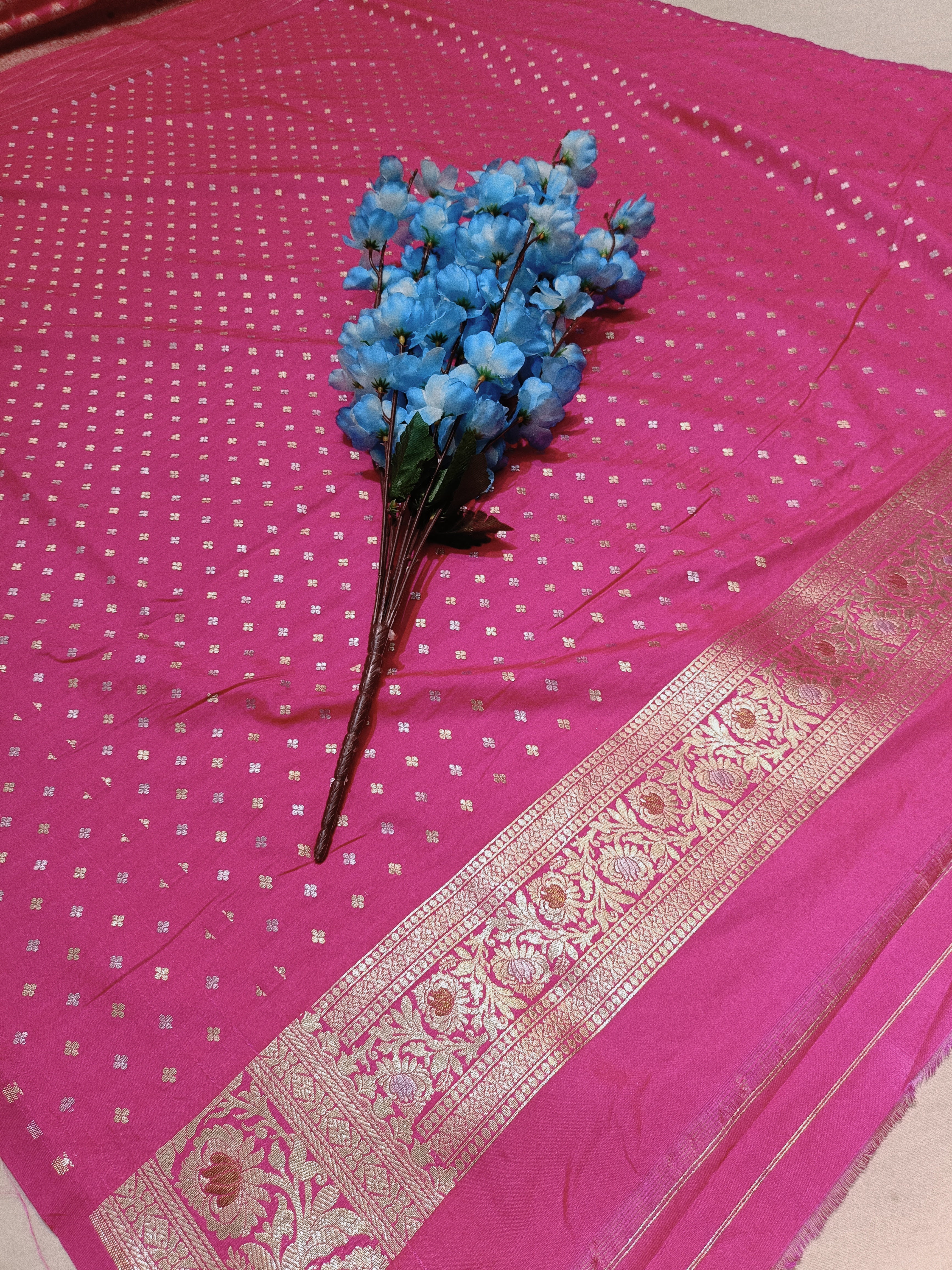 Rani Banarasi Pawri Silk Meenakari Saree