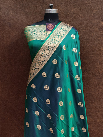 Banarasi  Safaya Colur Gold Zari Saree
