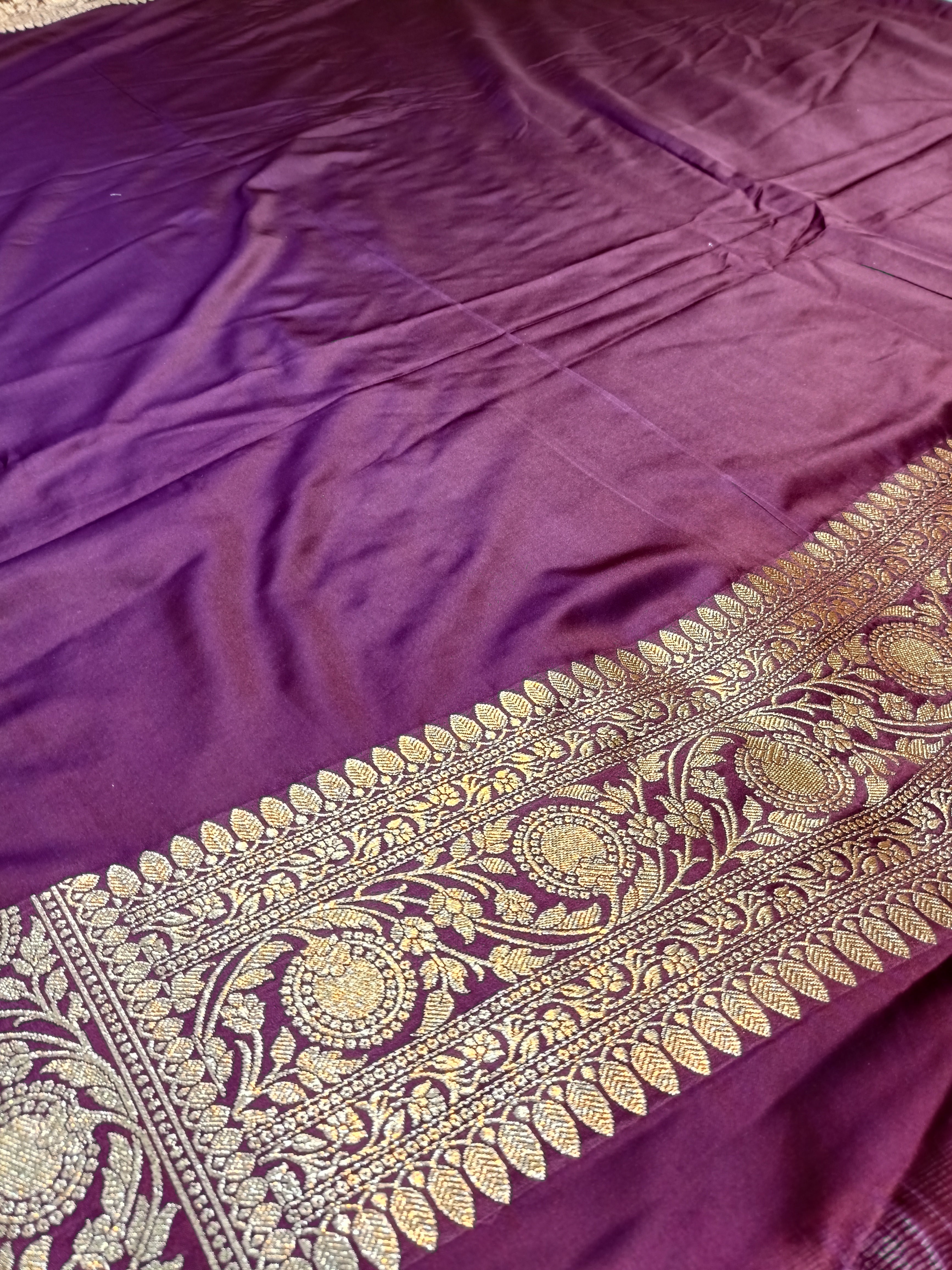 Banarasi Garnet Colur Gold Zari Saree