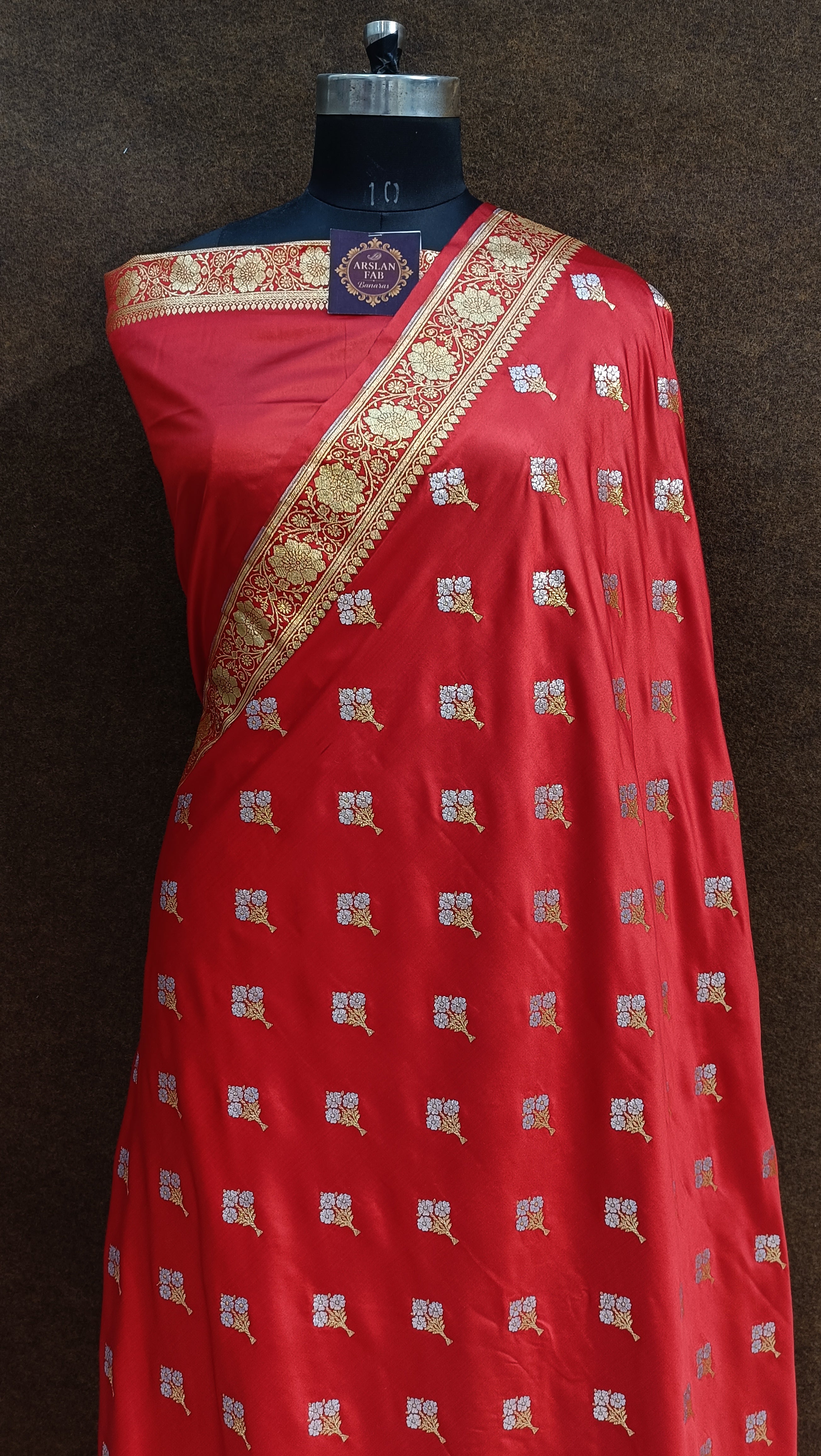 Banarasi Red Colur Silver Zari Meena Saree