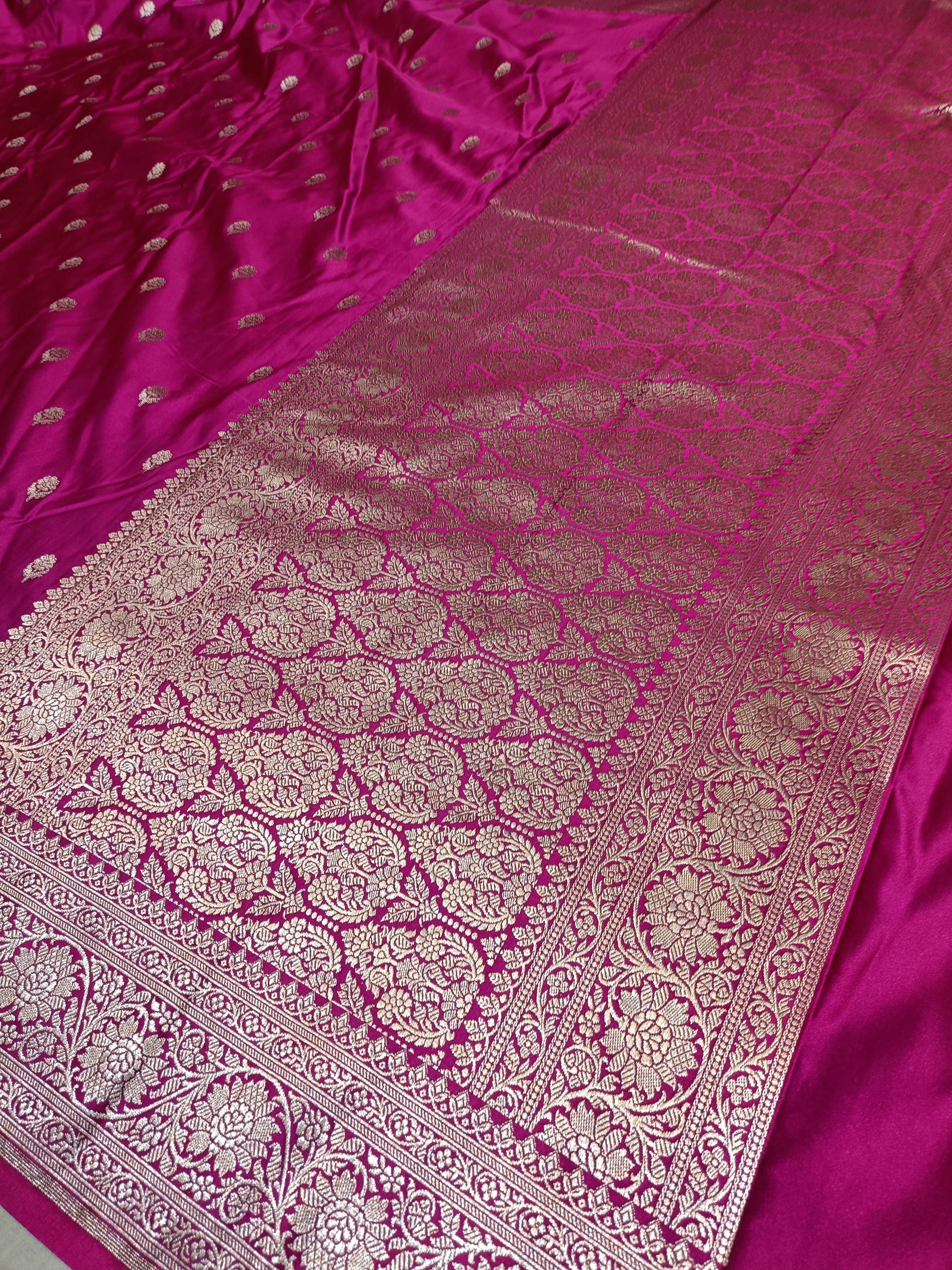 Banarasi Mashru Silk Magenta Saree