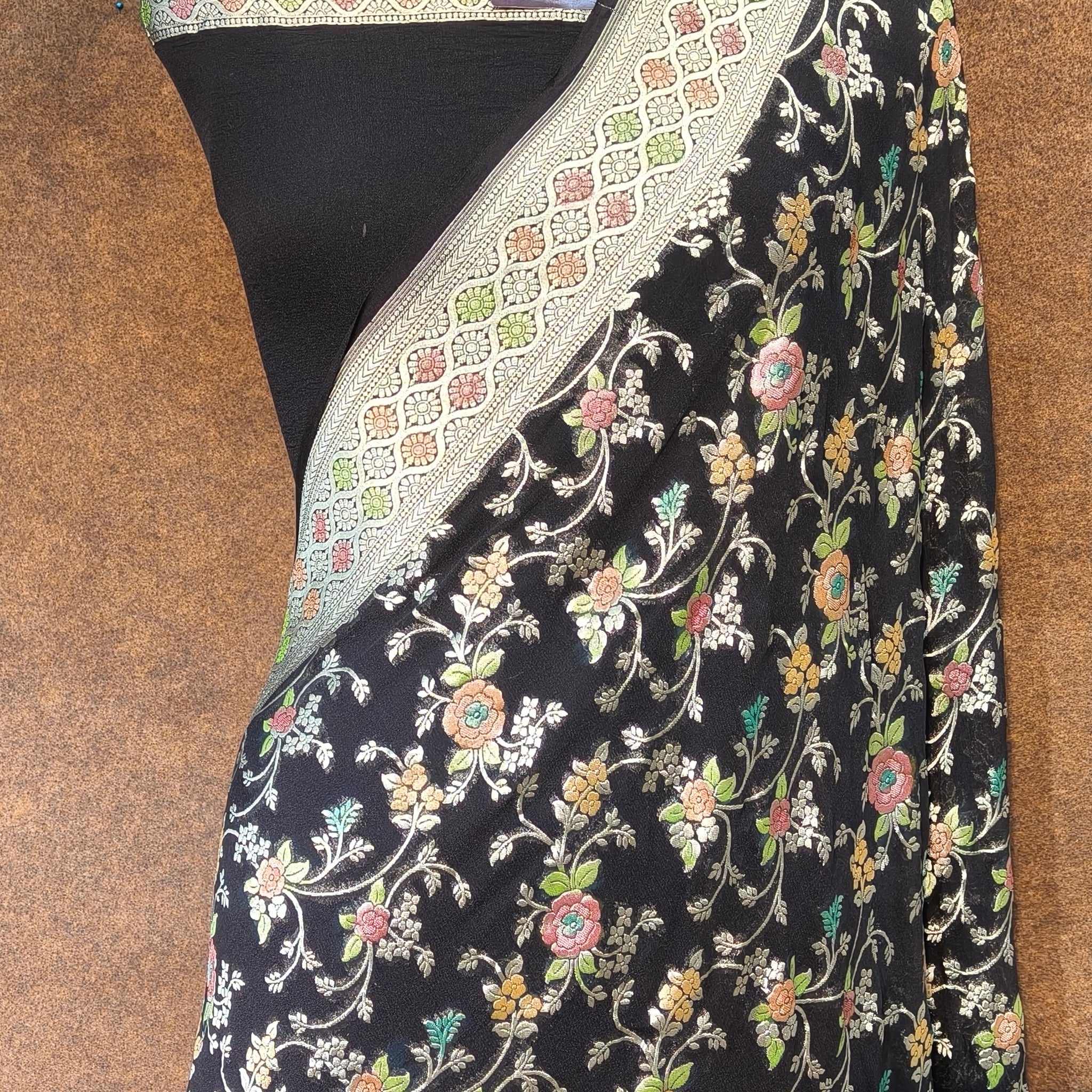 Banarasi Pure Khddi Georjette Meenakari Saree