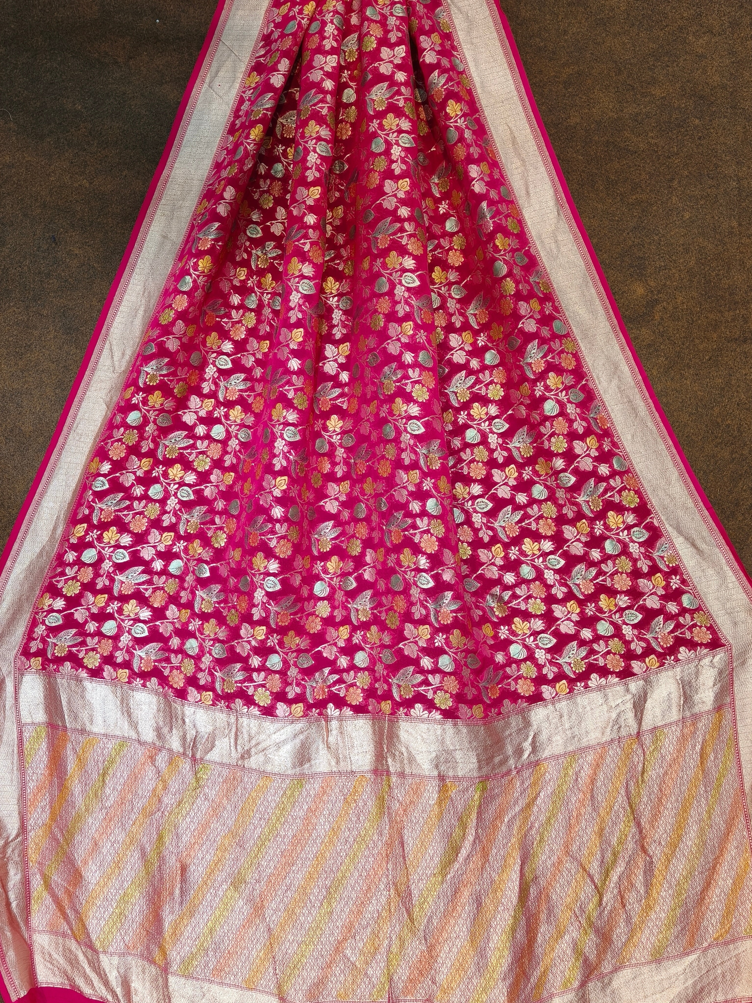 Banarasi Pure Khddi Georjette Meenakari Saree